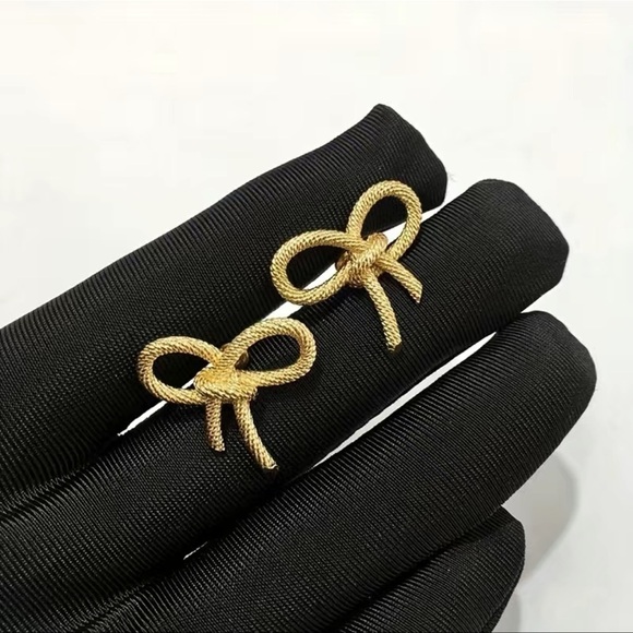 SALE💚 any 3 for $18 💚
 Accessories- Bowknot Gold Stud Earrings - Picture 3 of 7